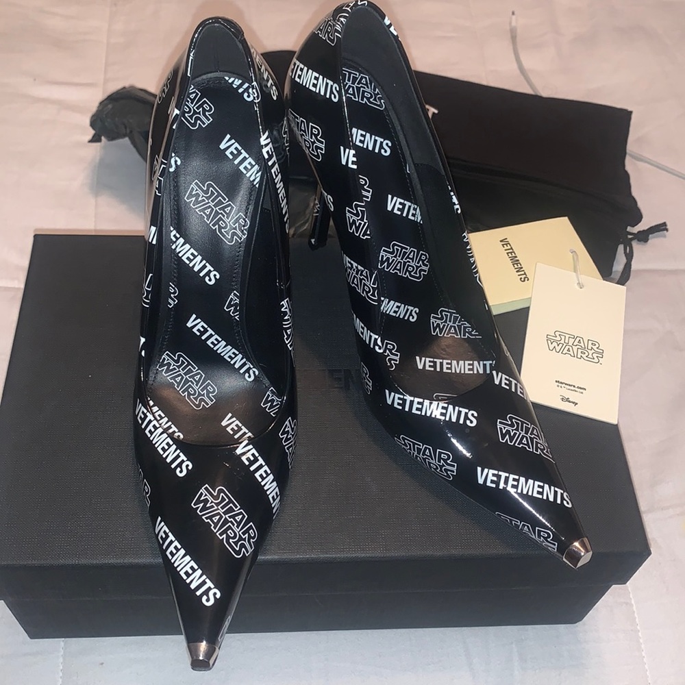 Vetements woman’s shoes Star War limited edition